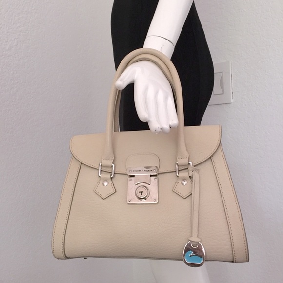 dooney & bourke taupe lock key flap bag - Picture 7 of 10